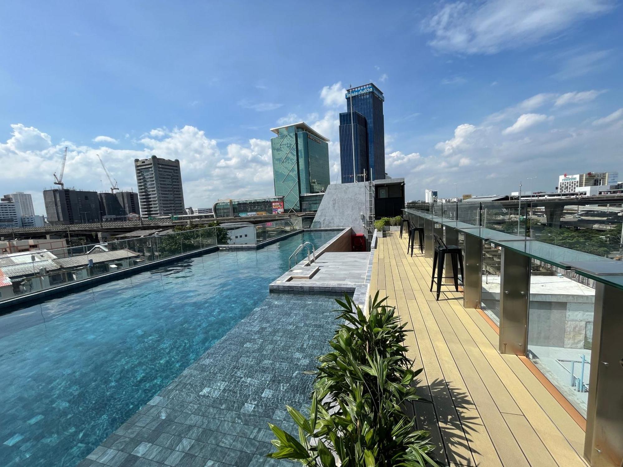 Hotel De Botan Bangna Bangkok Exterior foto